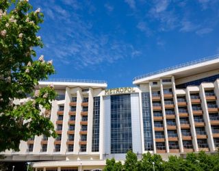 Отель "МЕТРОПОЛЬ Гранд Отель Геленджик" / "Metropol Grand Hotel Gelendzhik"
