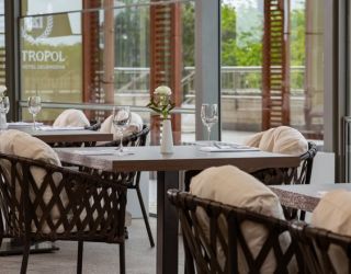 Отель "МЕТРОПОЛЬ Гранд Отель Геленджик" / "Metropol Grand Hotel Gelendzhik"