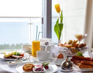 Отель "МЕТРОПОЛЬ Гранд Отель Геленджик" / "Metropol Grand Hotel Gelendzhik"