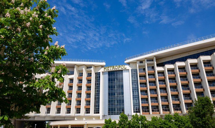 Отель "МЕТРОПОЛЬ Гранд Отель Геленджик" / "Metropol Grand Hotel Gelendzhik"